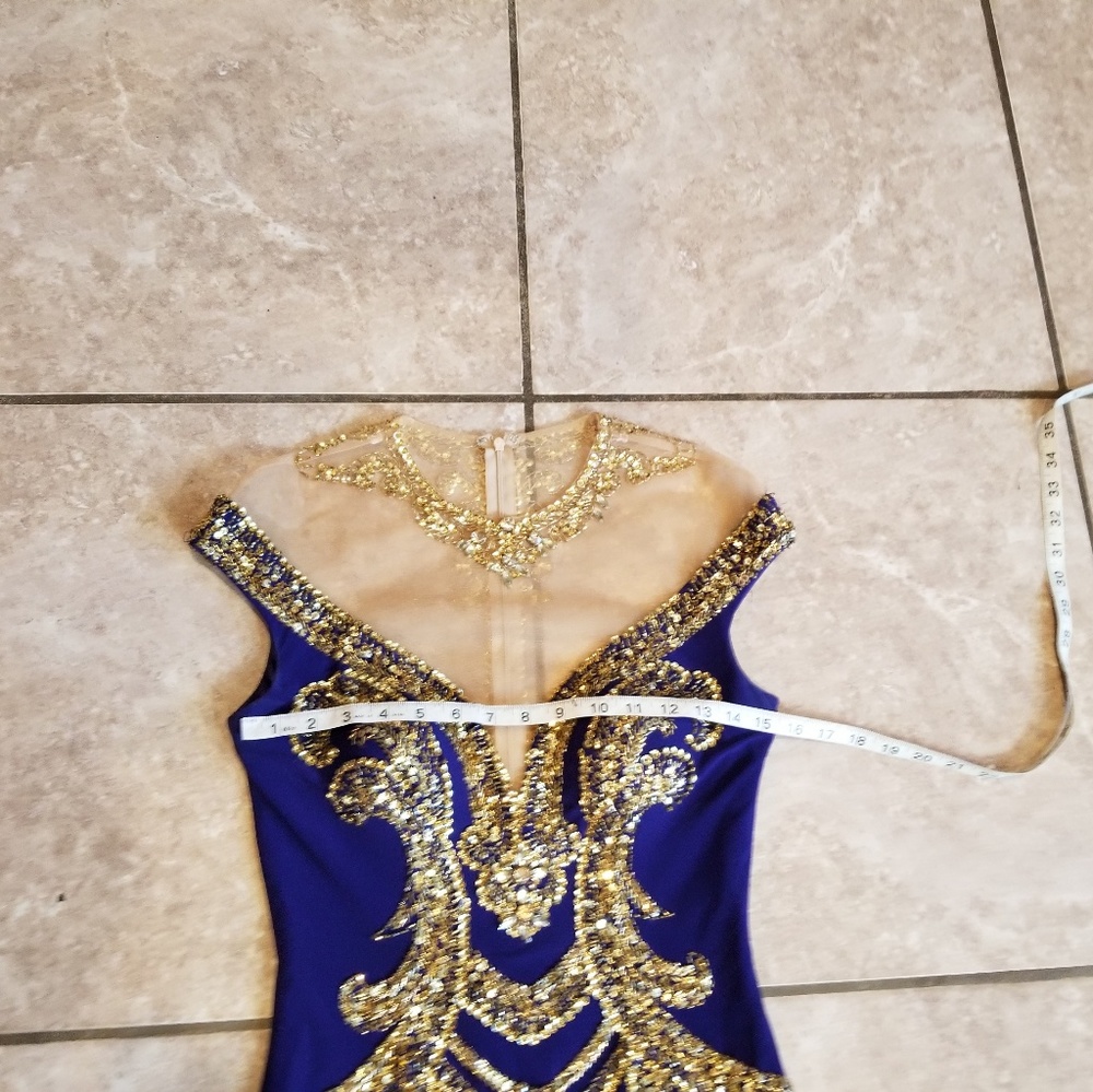 CLAUDINE PROM FORMAL DRESS MERMAID DRESS SIZE 4 - Picture 6 of 8